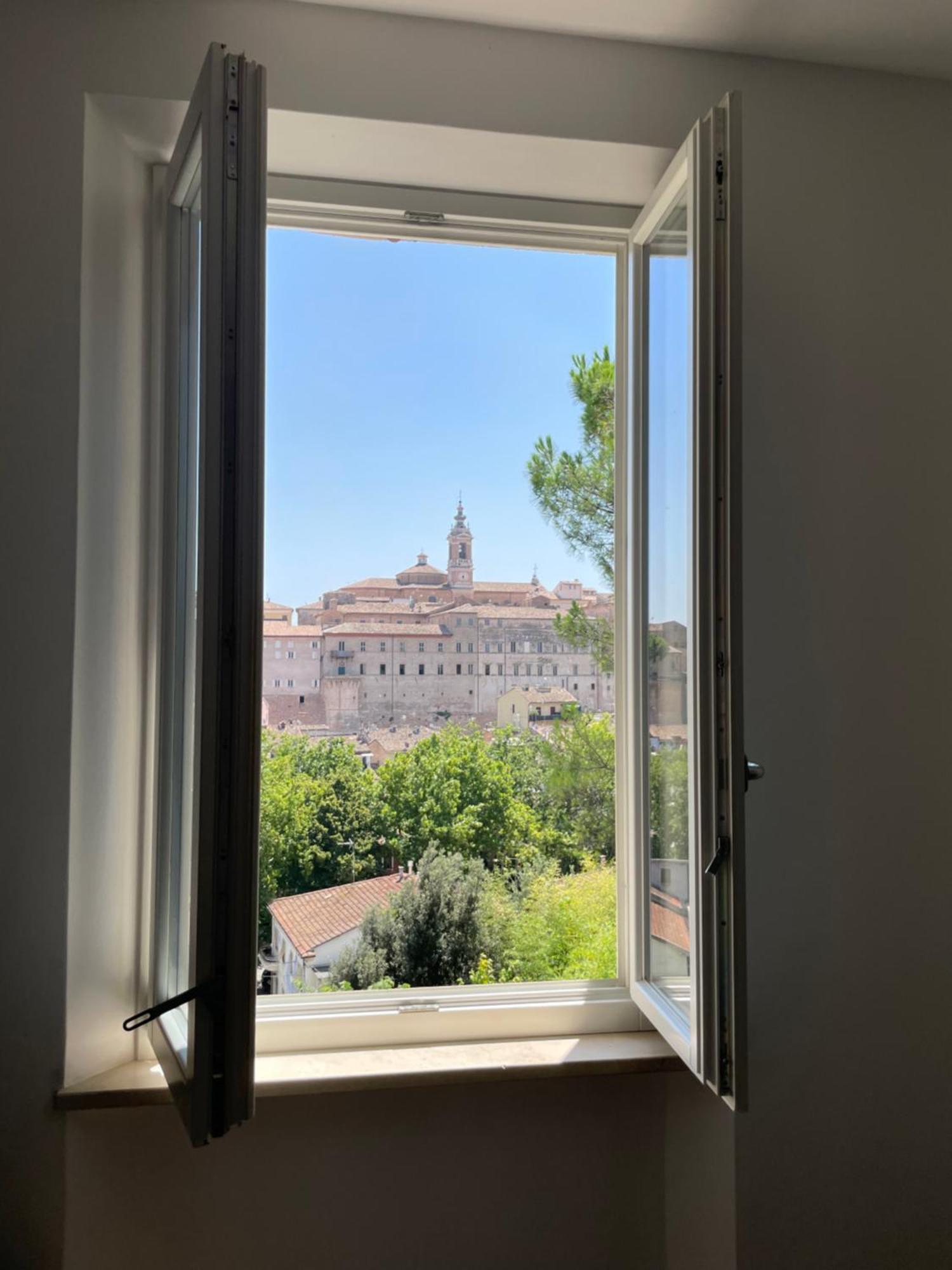 Appartamento San Marco Єзі Екстер'єр фото